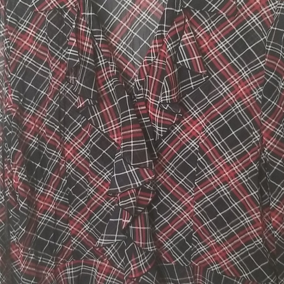 Plaid Quintessential Blouse - Picture 3 of 3